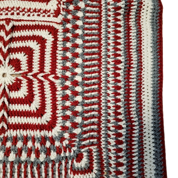 Vintage Quilt Afgan Throw Red Grey White68" × 44" in  New - Picture 2 of 14